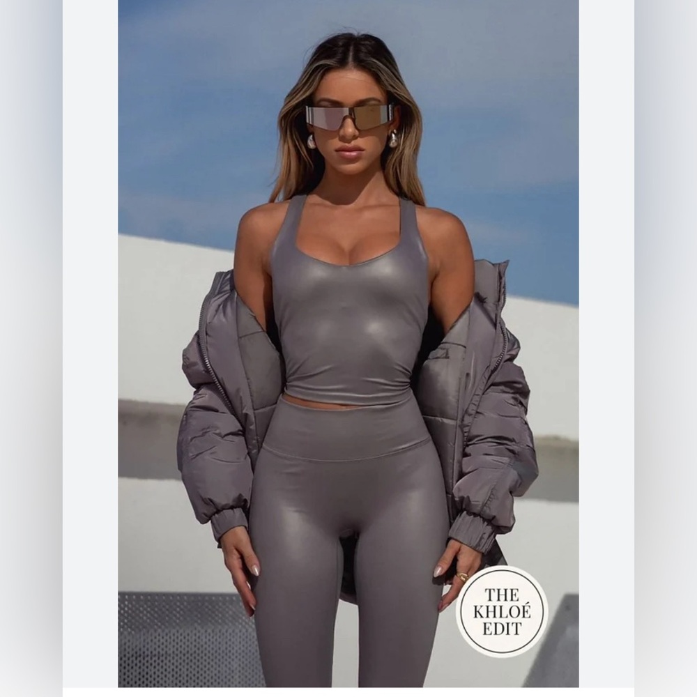 Fabletics x Khloe Kardashian Black Shine Set